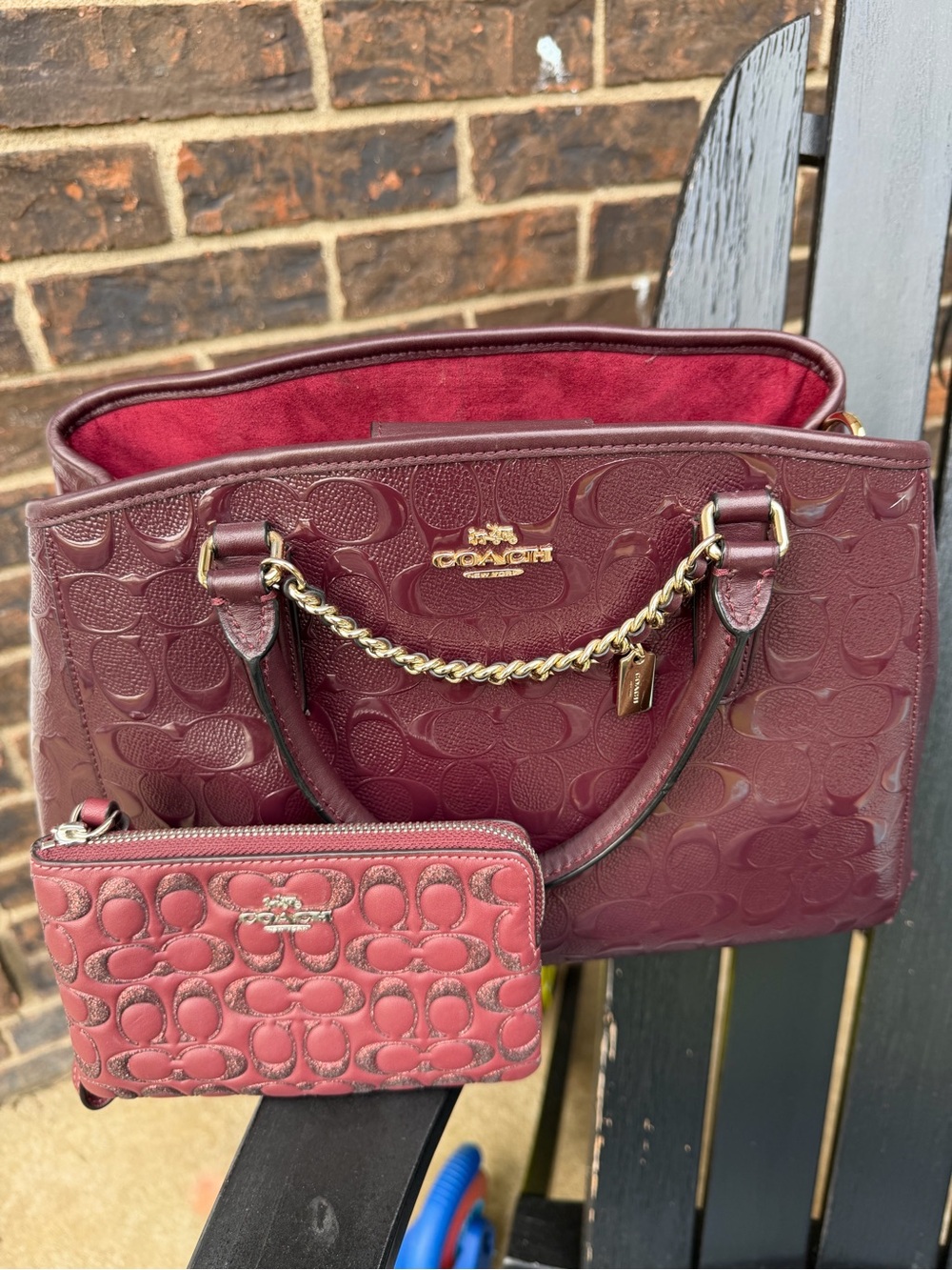 COACH MARGOT CARRYALL IN SIGNATURE DEBOSSED PATENT LEATHER BAG READ